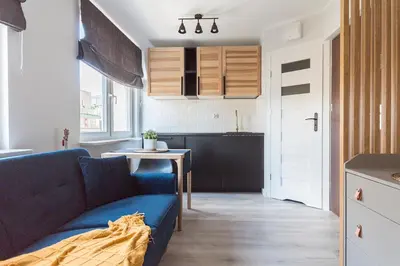 Część wypoczynkowa w obiekcie Close-Urban Chic - Ogrodowa Residence Cozy Studio in Central Warsaw