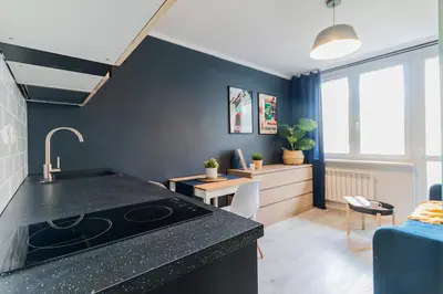 Kuchnia lub aneks kuchenny w obiekcie Close-Urban Chic - Ogrodowa Residence Cozy Studio in Central Warsaw