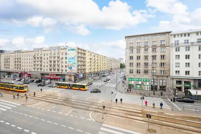 Widok na miasto Warszawa z tego apartamentu