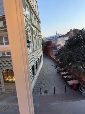 Budynek, w którym mieści się apartament