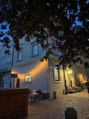 Budynek, w którym mieści się apartament
