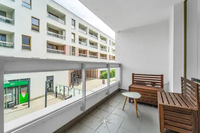Balkon lub taras w obiekcie Kolska Blue & Grey Harmony Apartment by BookingHost