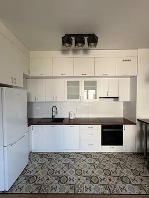 Kuchnia lub aneks kuchenny w obiekcie Nowoczesny Apartament na Ursynowie