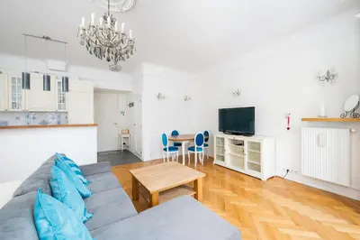 Plan piętra w obiekcie Mokotowska Royal Apartment by BookingHost