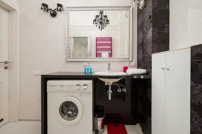 Plan piętra w obiekcie Mokotowska Royal Apartment by BookingHost