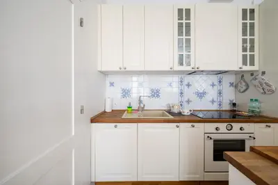 Plan piętra w obiekcie Mokotowska Royal Apartment by BookingHost
