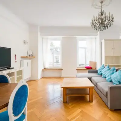 Mokotowska Royal Apartment by BookingHost