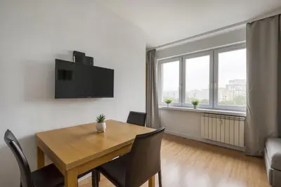 Telewizja i/lub zestaw kina domowego w obiekcie Labo Apartment Nowolipki Smocza