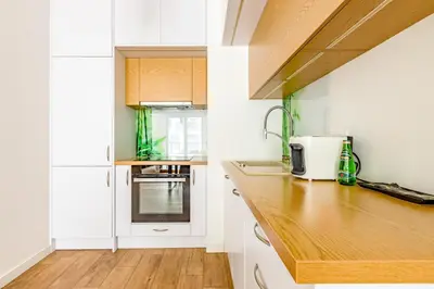 Kuchnia lub aneks kuchenny w obiekcie Luxury 2 rooms apartment - metro 450m - parking - City Center Apartments