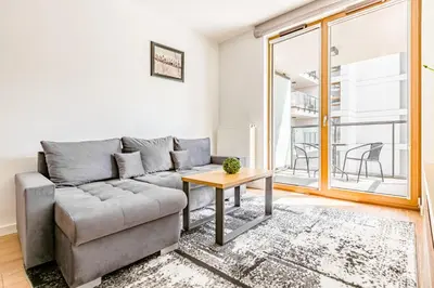 Część wypoczynkowa w obiekcie Luxury 2 rooms apartment - metro 450m - parking - City Center Apartments