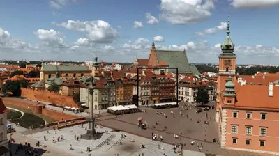 Widok na miasto Warszawa z tego apartamentu