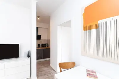 Telewizja i/lub zestaw kina domowego w obiekcie Warsaw Concierge Soho