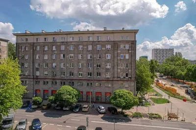 Budynek, w którym mieści się apartament