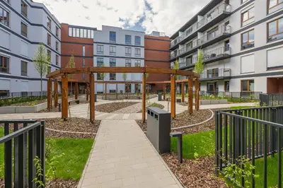 Budynek, w którym mieści się apartament