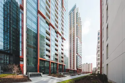 Budynek, w którym mieści się apartament