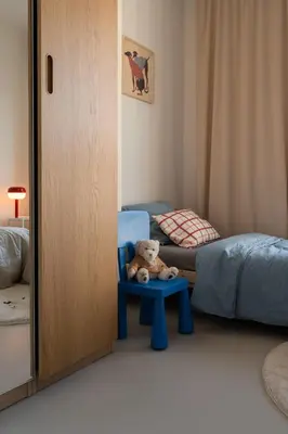 Łóżko lub łóżka w pokoju w obiekcie Malmö Family Apartment by VAYA STAYS