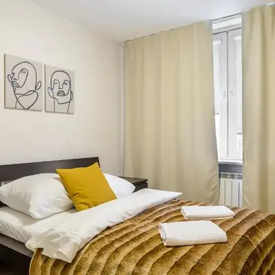 2 bedroom Apartment close to Metro Imielin