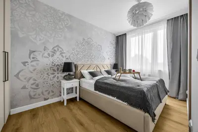 Łóżko lub łóżka w pokoju w obiekcie Ochota Apt - Parking, Balcony, AC - by Rentujemy