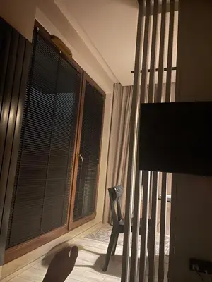 Telewizja i/lub zestaw kina domowego w obiekcie Luxury apartments Wola