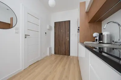 Kuchnia lub aneks kuchenny w obiekcie Wonderful Studio close to Paley and Medicover with garden view