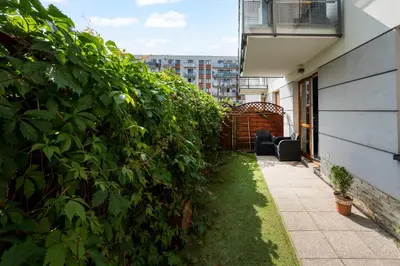 Budynek, w którym mieści się apartament