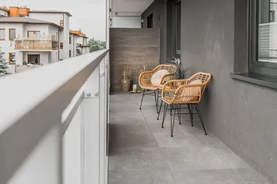 Balkon lub taras w obiekcie Orange Glow Apartment Terrace AC Free Parking
