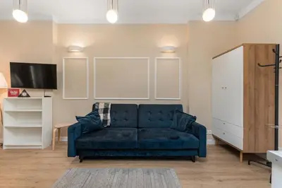 Telewizja i/lub zestaw kina domowego w obiekcie Filtrowa 75 by Homeprime