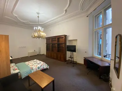 Telewizja i/lub zestaw kina domowego w obiekcie Fantastic-Inn Warszawa - Aleje Jerozolimskie