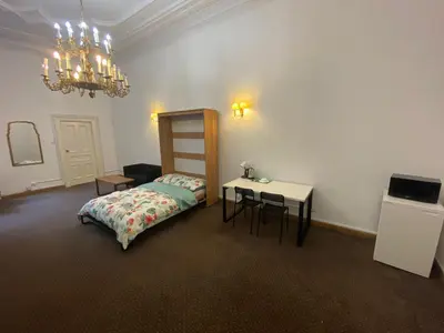 Łóżko lub łóżka w pokoju w obiekcie Fantastic-Inn Warszawa - Aleje Jerozolimskie