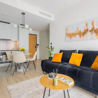 Towarowa Tower Apartment