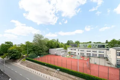 Budynek, w którym mieści się apartament