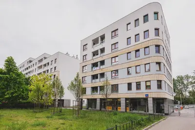 Budynek, w którym mieści się apartament