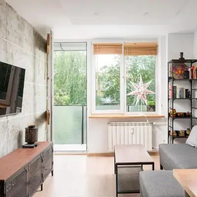 Afrykańska Urban Chic Apartment by BookingHost