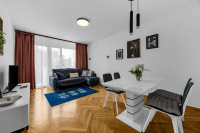 Część wypoczynkowa w obiekcie Nerudy Comfy Living Apartment by Bookinghost