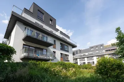 Budynek, w którym mieści się apartament