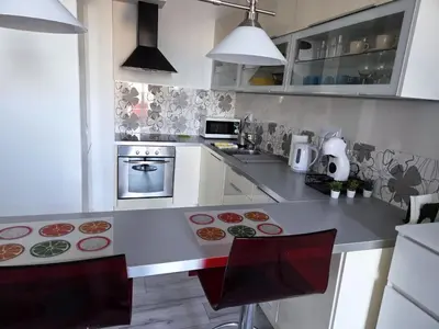 Kuchnia lub aneks kuchenny w obiekcie Bright Studio Gocławska PGE Narodowy