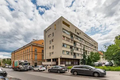 Budynek, w którym mieści się apartament