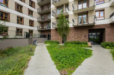 Ogród w obiekcie Człuchowska Apartment, Darmowy Parking