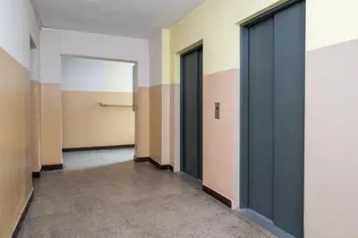 Plan piętra w obiekcie Metro Szwedzka Homely Apartment by BookingHost