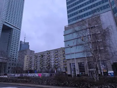 Budynek, w którym mieści się apartament