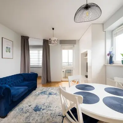 Praga Tower Blue Apartment by Bookinghost
