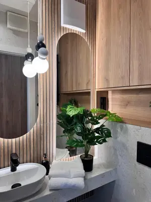 Łazienka w obiekcie Family & Business Apartments PREMIUM SPA No 3 - 2 Bedroom with Private Jacuzzi, Balcony, Parking