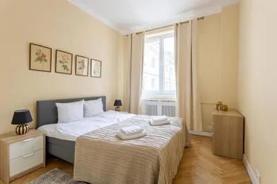 Łóżko lub łóżka w pokoju w obiekcie Close-Urban Chic - Two Bedrooms Apartment - City Center&Nowy Swiat