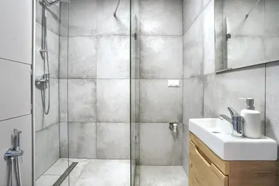 Łazienka w obiekcie Komfortowy apartament w pobliżu Starego Miasta