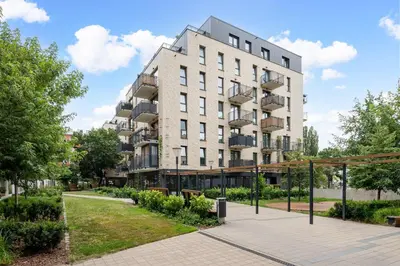 Budynek, w którym mieści się apartament
