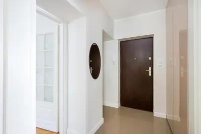 Plan piętra w obiekcie Royal Baths Bright Apartment by BookingHost