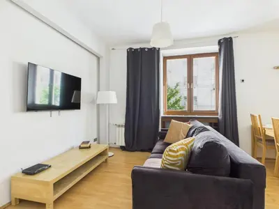 Telewizja i/lub zestaw kina domowego w obiekcie Koszykowa 3 SuperApart - Near Łazienek and PKiN