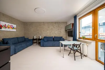 Część wypoczynkowa w obiekcie Boska Kładka Apartment by Bookinghost