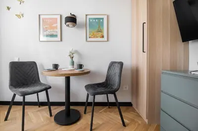 Telewizja i/lub zestaw kina domowego w obiekcie Modern Studio Bruna by VAYA STAYS