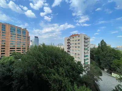 Budynek, w którym mieści się apartament